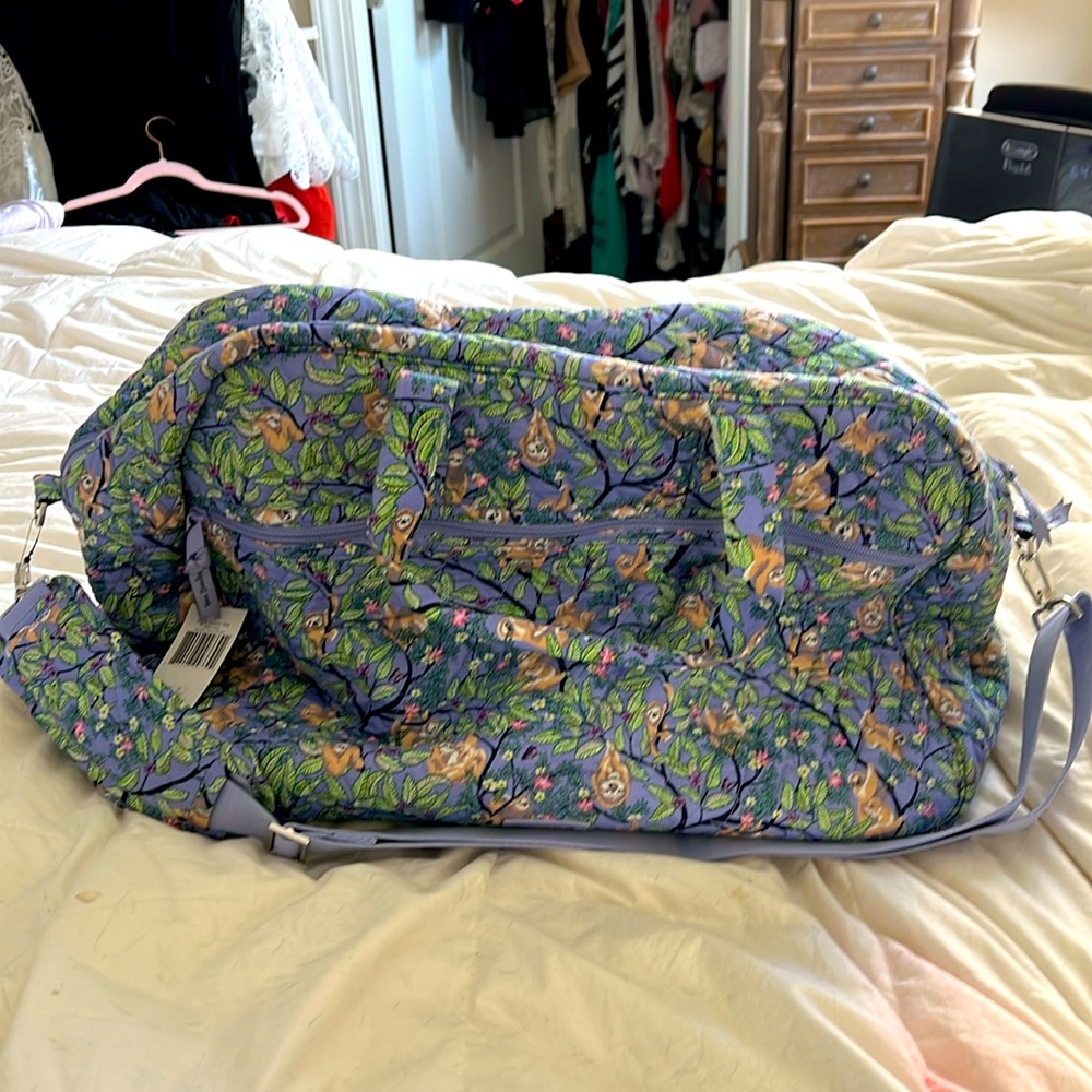 NWT Vera, Bradley grand traveler, bag, sloth design